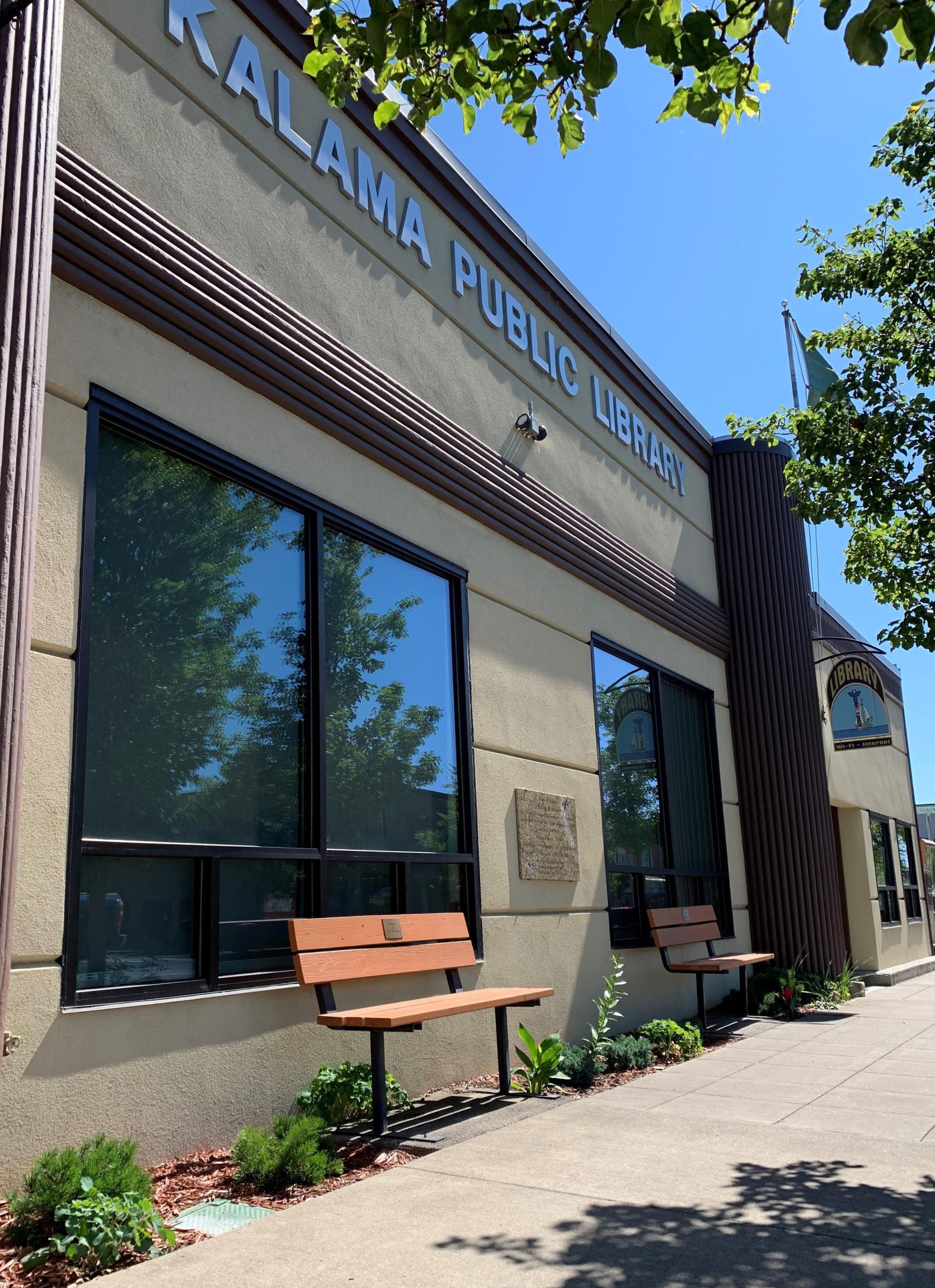 Kalama Library Front